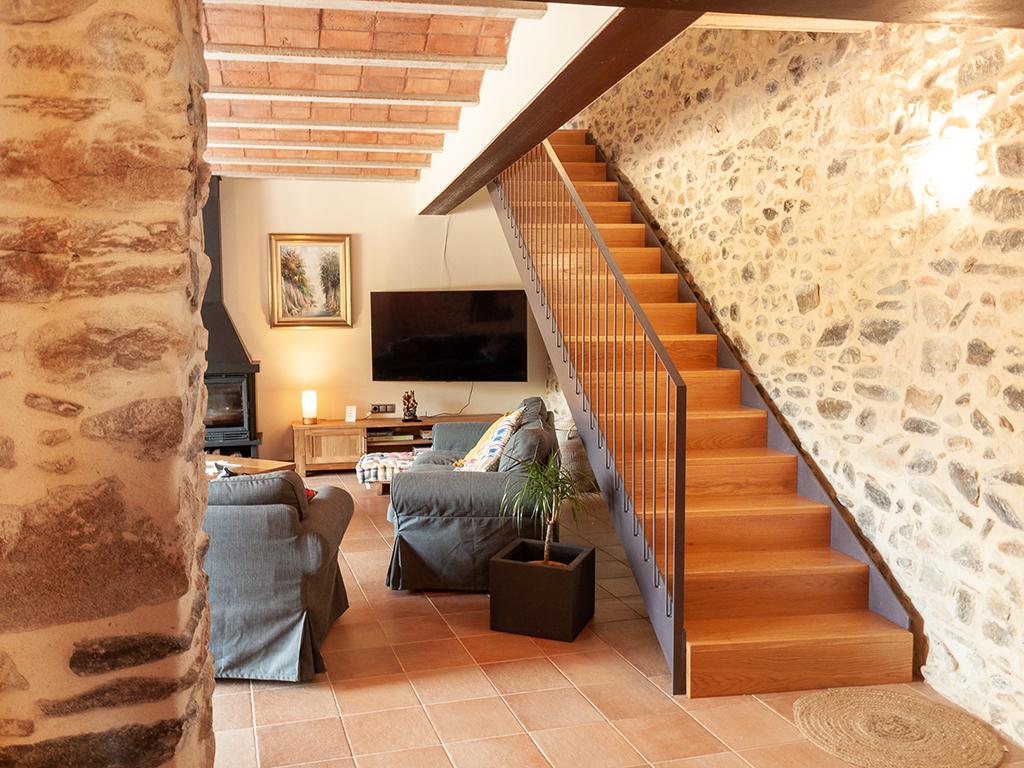 Zones comunes de la masia rural Ca n’Oller a Girona